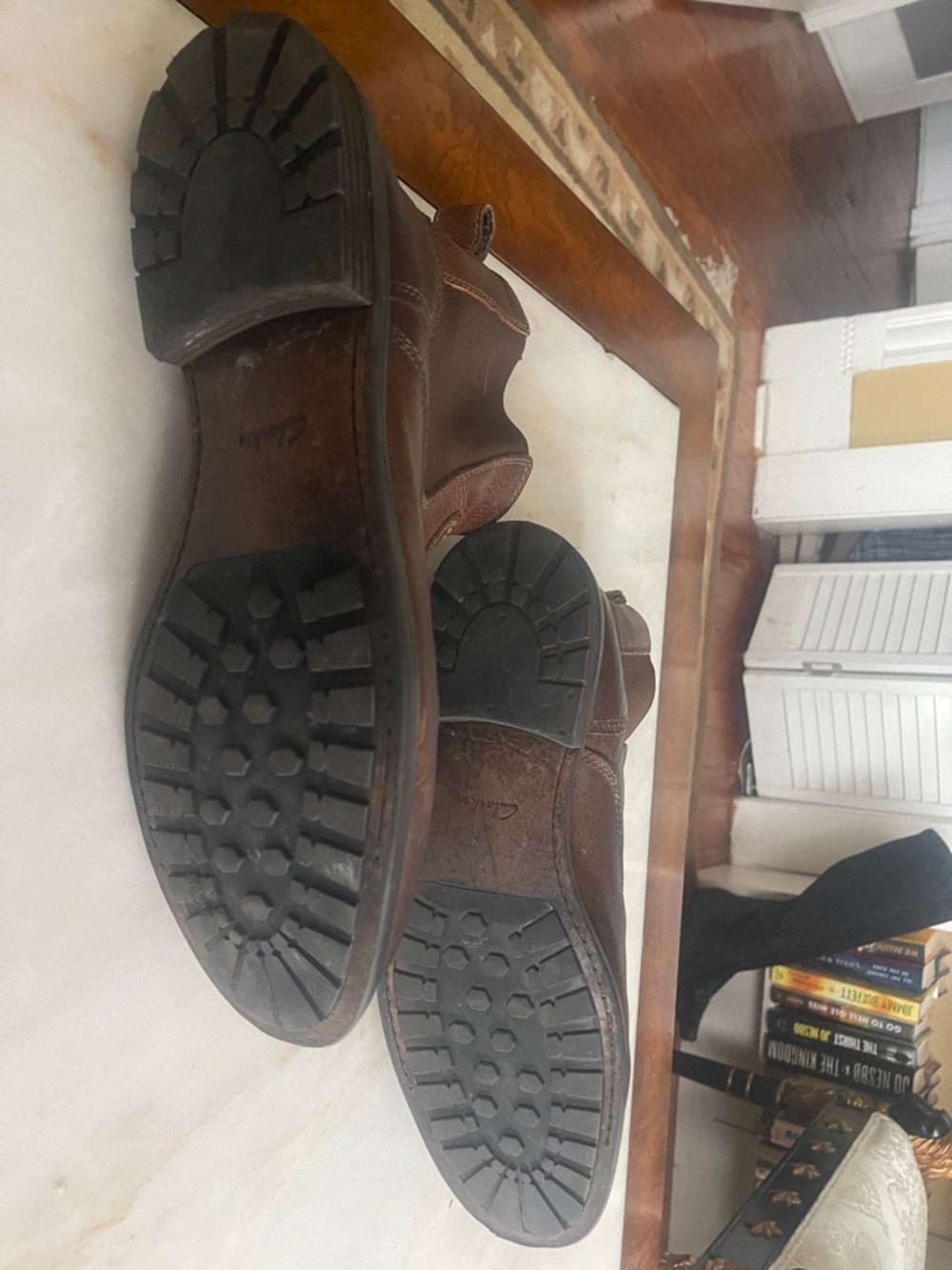 Clarks Men's Brown Leather Chukka Boots - Picture 3 of 3